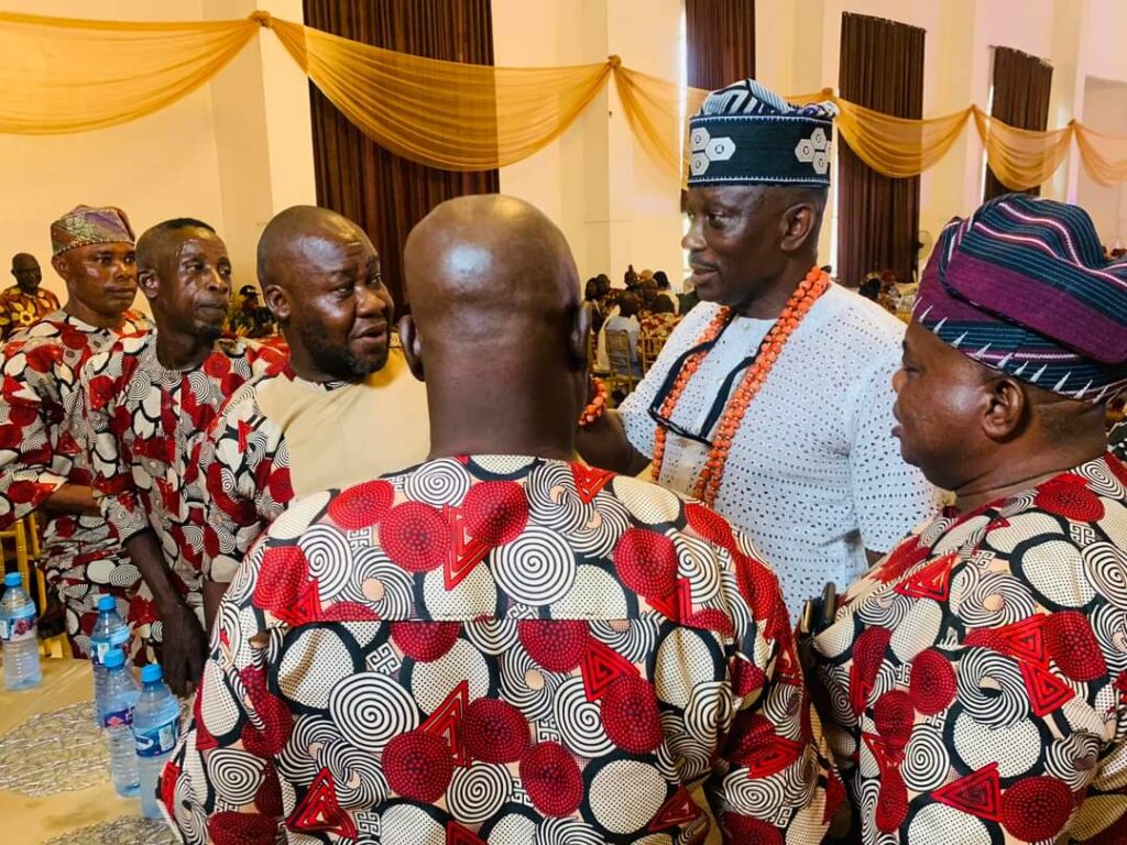 OBA’s Mother’s Funeral Draws Massive Crowd, Showcasing His Political Clout
